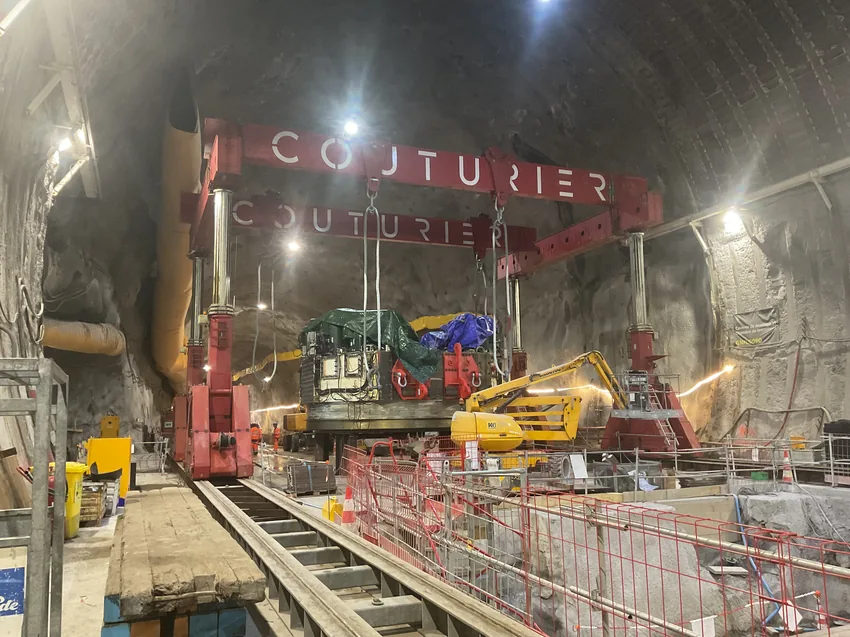 Portique de levage hydraulique 1100 tonnes